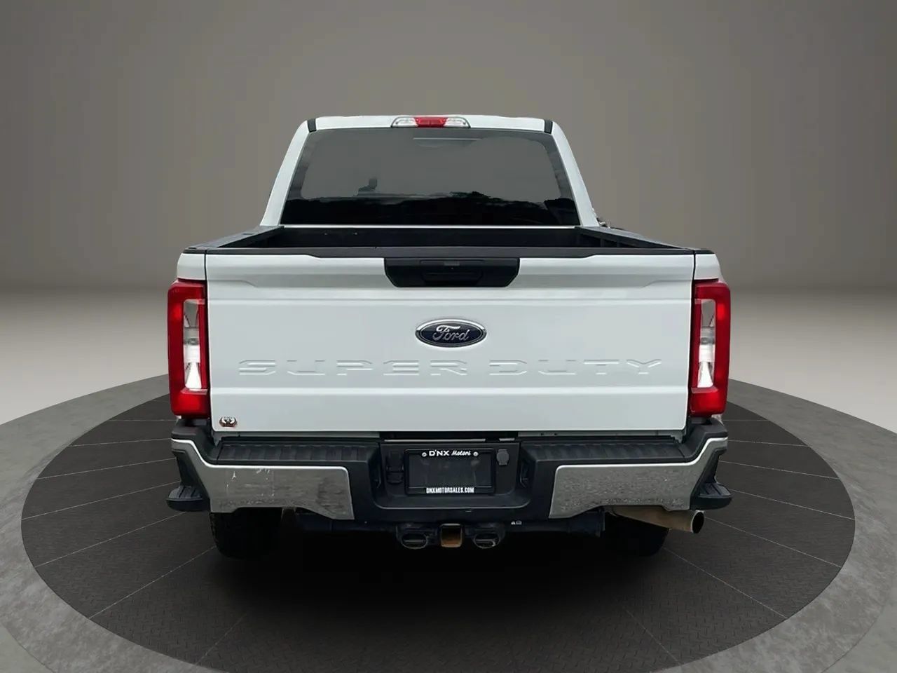 Used 2024 Ford F250 XL w/ FX4 Off-Road Package AWD/4WD image 4