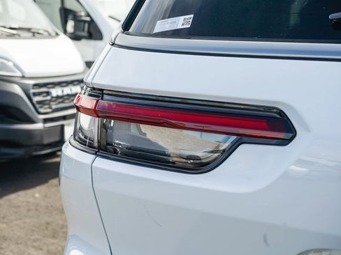 New 2026 Jeep Grand Cherokee L Limited image 7