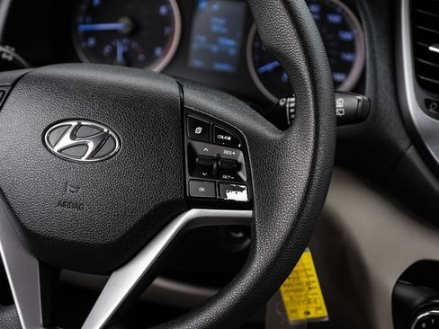 Used 2018 Hyundai Tucson SEL FWD image 14