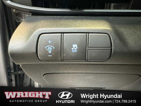 Certified 2025 Hyundai Elantra Sport FWD image 23