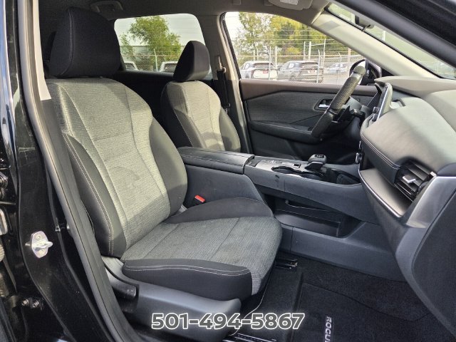 Used 2023 Nissan Rogue SV FWD image 15