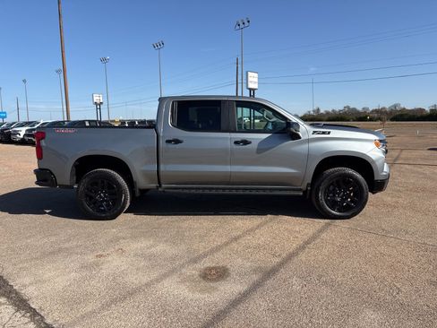 New 2026 Chevrolet Silverado 1500 LT Trail Boss w/ Convenience Package II image 6