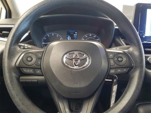 Used 2023 Toyota Corolla LE image 20