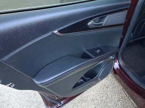 Used 2023 Lincoln Nautilus FWD image 9