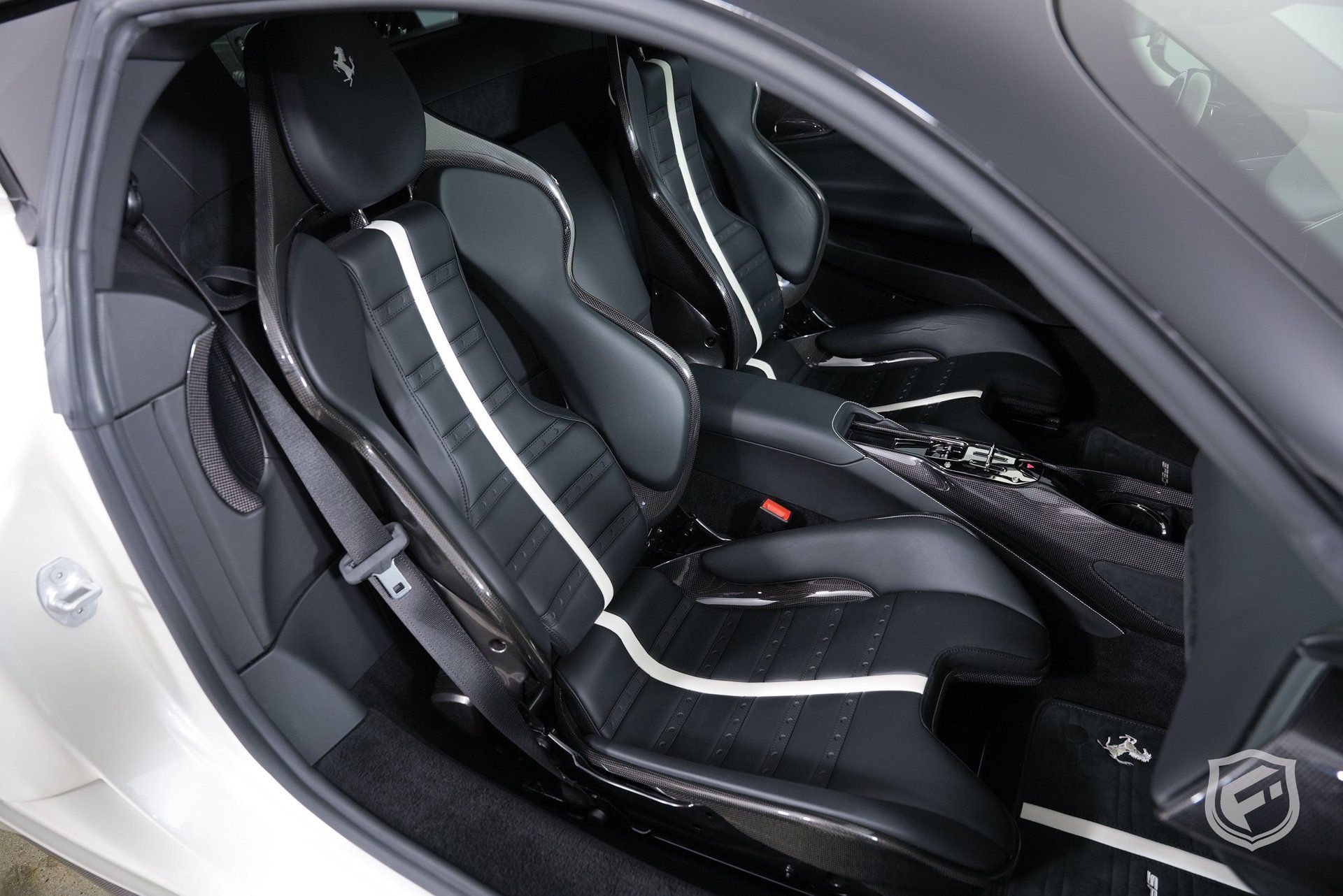 Used 2022 Ferrari SF90 Stradale AWD/4WD image 31
