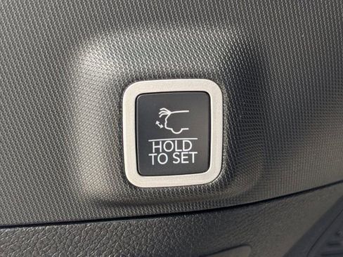 New 2026 Jeep Grand Cherokee Limited w/ Limited Altitude Package image 13