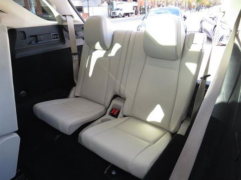 Certified 2022 Mercedes-Benz GLE 350 4MATIC w/ AMG Line Exterior image 21