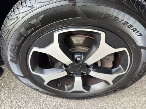 Used 2021 Jeep Renegade Trailhawk image 34