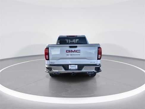 New 2026 GMC Sierra 1500 SLE image 7