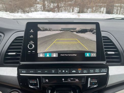 Used 2025 Honda Odyssey EX-L image 20