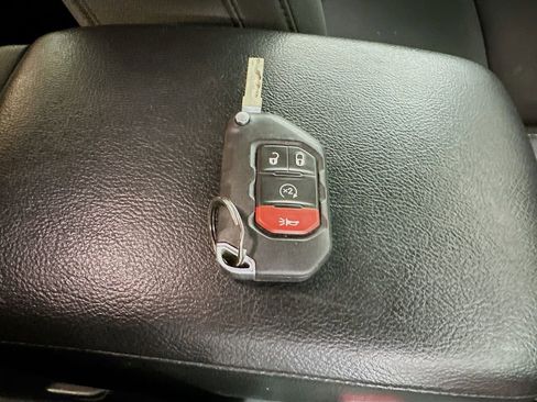 Used 2020 Jeep Wrangler Unlimited Sport S AWD/4WD image 41