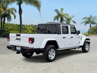 Used 2022 Jeep Gladiator Sport