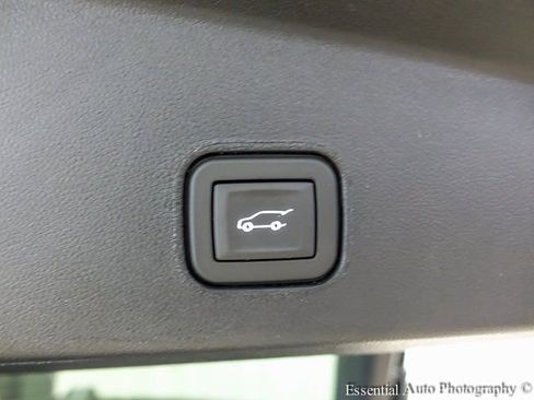 New 2025 Cadillac Lyriq Sport image 21