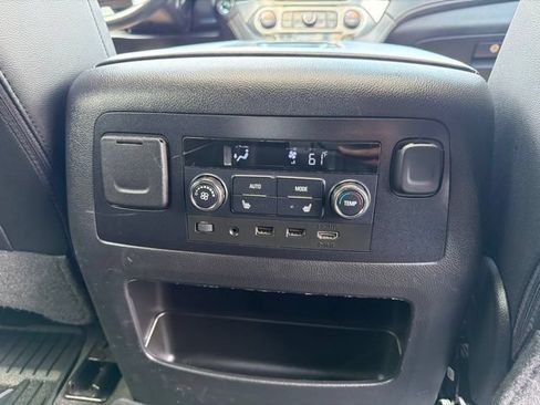 Certified 2019 GMC Yukon SLT w/ Open Road Package AWD/4WD image 20