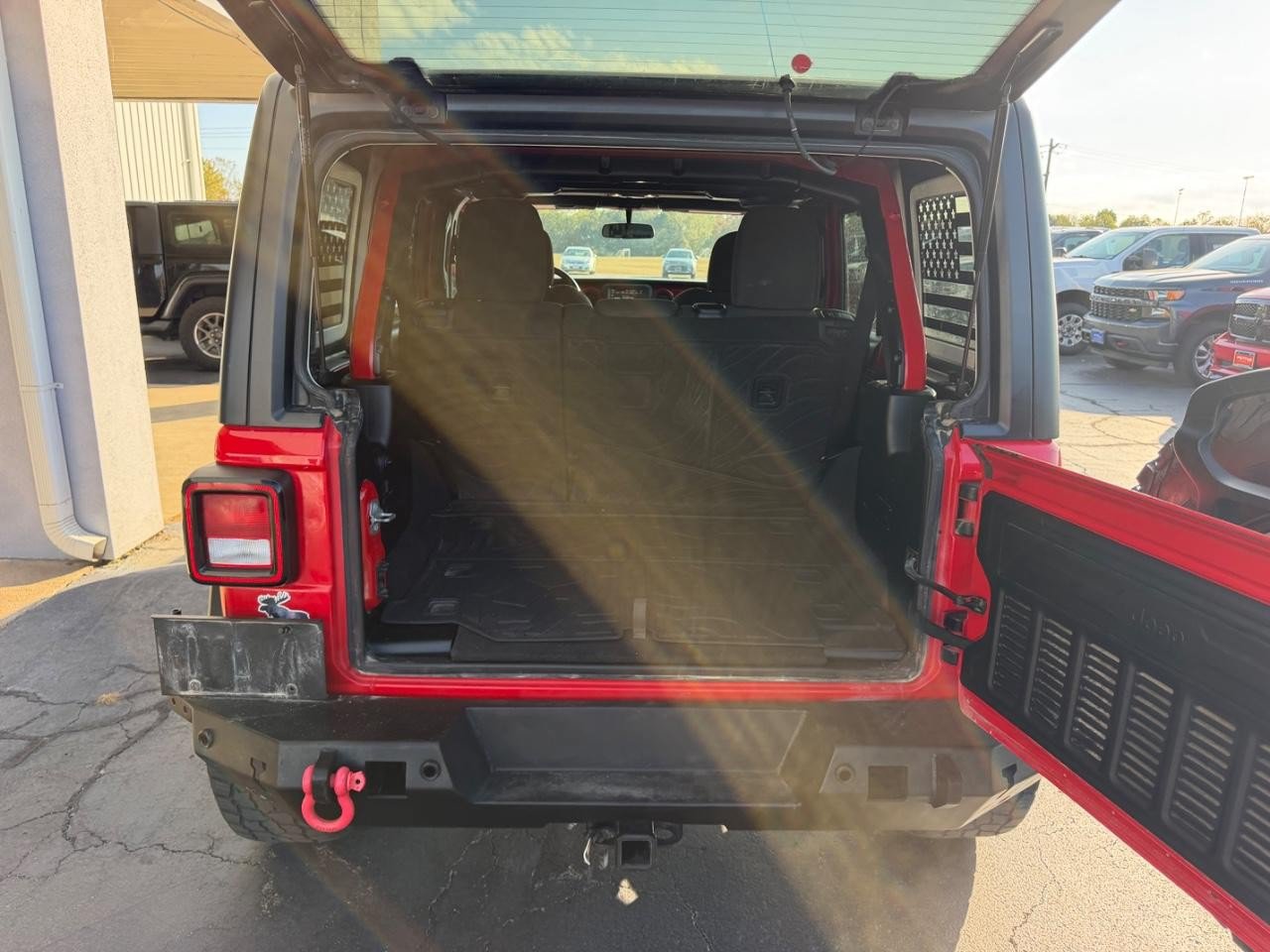 Used 2021 Jeep Wrangler Unlimited Sport AWD/4WD image 5