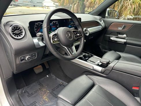 Used 2023 Mercedes-Benz EQB 250+ image 19
