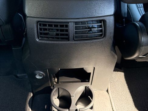 Used 2011 Nissan Titan SV w/ SV Value Truck Pkg image 36