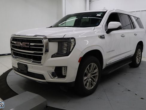 Used 2021 GMC Yukon SLT w/ SLT Premium Package image 8