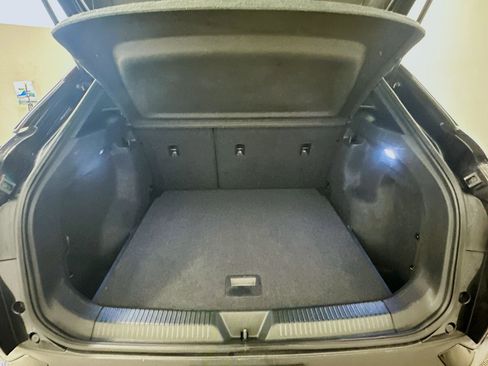 Used 2023 Volkswagen ID.4 Pro image 30