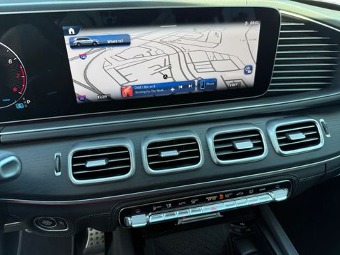 Certified 2024 Mercedes-Benz GLS 450 4MATIC image 17