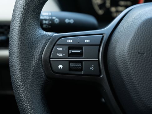 Certified 2026 Honda HR-V LX image 20