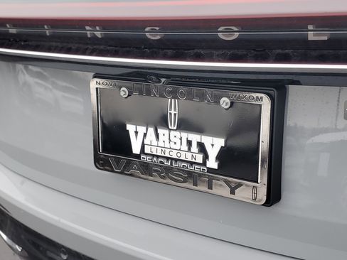 New 2026 Lincoln Nautilus Premier w/ Equipment Group 102A image 32