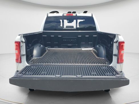 Used 2025 RAM 1500 Big Horn AWD/4WD image 9