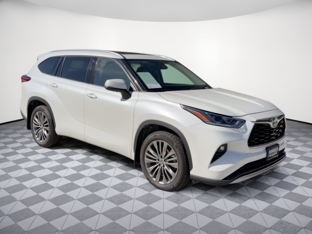 Used 2021 Toyota Highlander Platinum AWD/4WD image 7