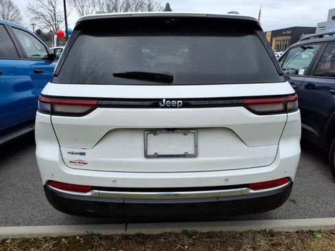 Used 2022 Jeep Grand Cherokee Limited 4xe w/ Luxury Tech Group II image 8