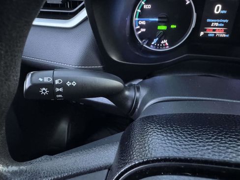 Certified 2020 Toyota RAV4 LE image 29