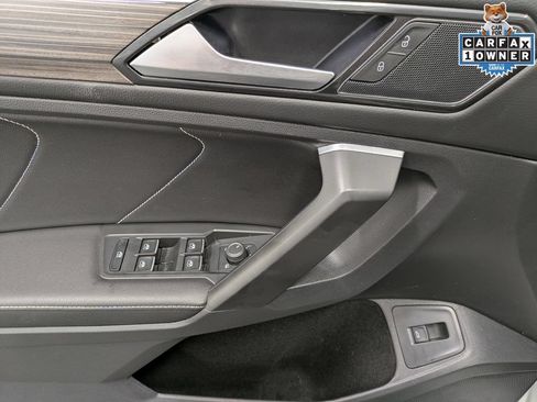 Used 2023 Volkswagen Tiguan SEL R-Line AWD/4WD image 11