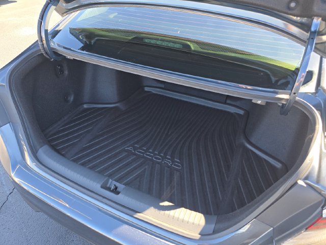 Used 2023 Honda Accord EX image 18