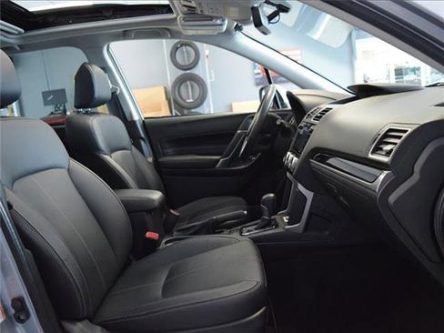 Used 2018 Subaru Forester 2.5i Touring w/ Popular Package #2 image 26