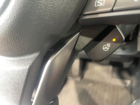 Used 2023 Subaru Forester Touring AWD/4WD image 19