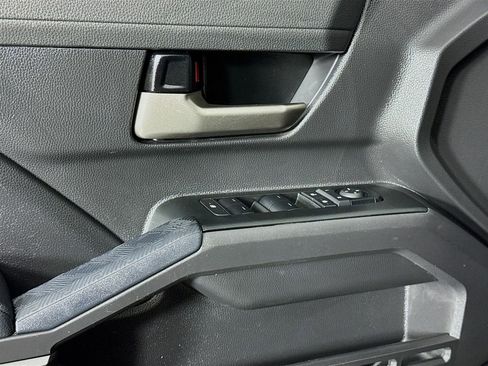 Used 2024 Toyota Tacoma TRD Off-Road image 19