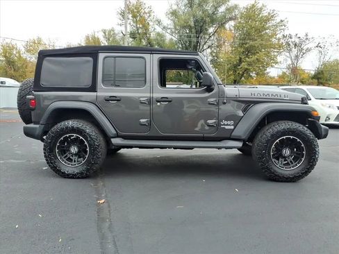 Used 2019 Jeep Wrangler Unlimited Sport S image 2