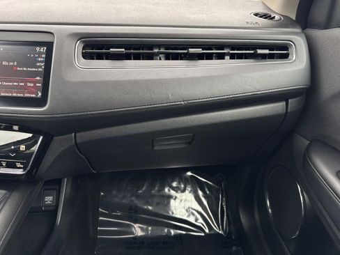 Used 2022 Honda HR-V EX image 28