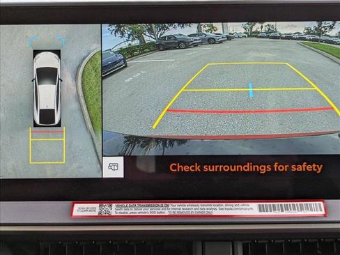 New 2025 Toyota Prius Plug-In Hybrid image 13