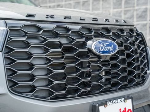 Used 2026 Ford Explorer ST-Line AWD/4WD image 15