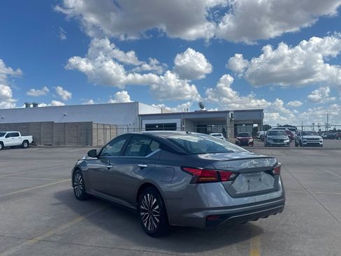 Certified 2025 Nissan Altima 2.5 SV FWD image 16