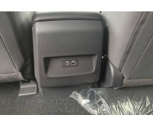 New 2025 Nissan Frontier SV image 23