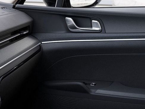 New 2026 Kia K5 LXS image 25