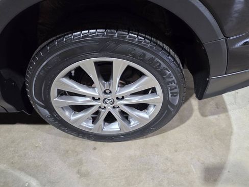 Used 2016 Toyota RAV4 Limited AWD/4WD image 21