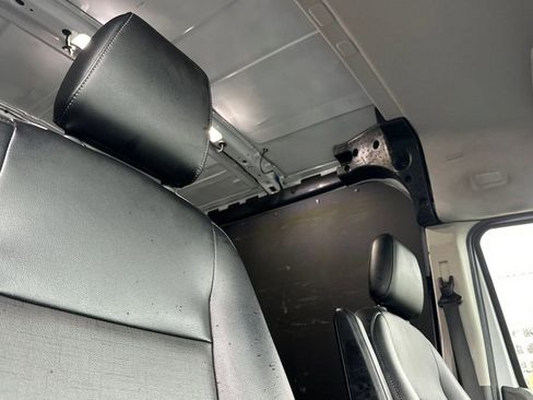 Used 2022 Ford E-Transit Medium Roof w/ Load Area Protection Package image 17