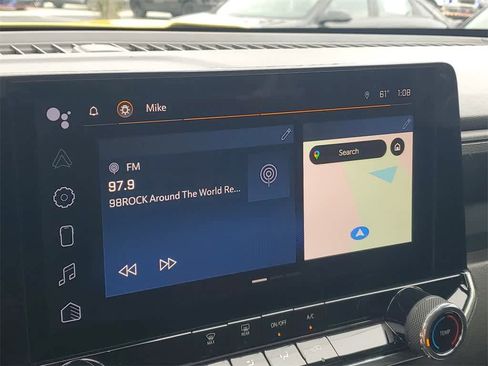 Used 2023 Chevrolet Colorado Trail Boss w/ Technology Package image 28