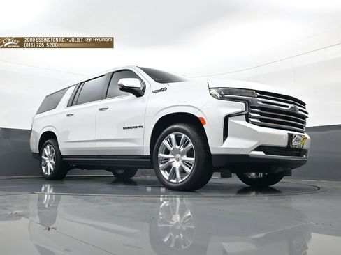 Used 2024 Chevrolet Suburban High Country AWD/4WD image 24