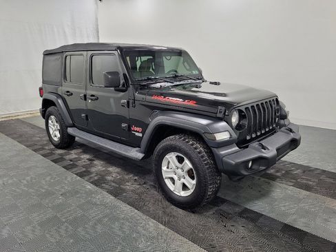 Used 2018 Jeep Wrangler Unlimited Sport S image 11