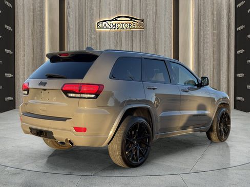 Used 2020 Jeep Grand Cherokee Altitude image 7