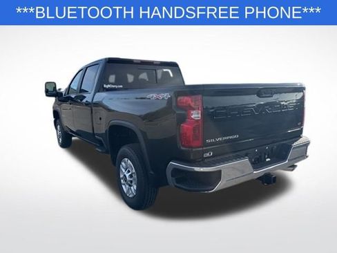 Used 2026 Chevrolet Silverado 2500 LT w/ Convenience Package image 3
