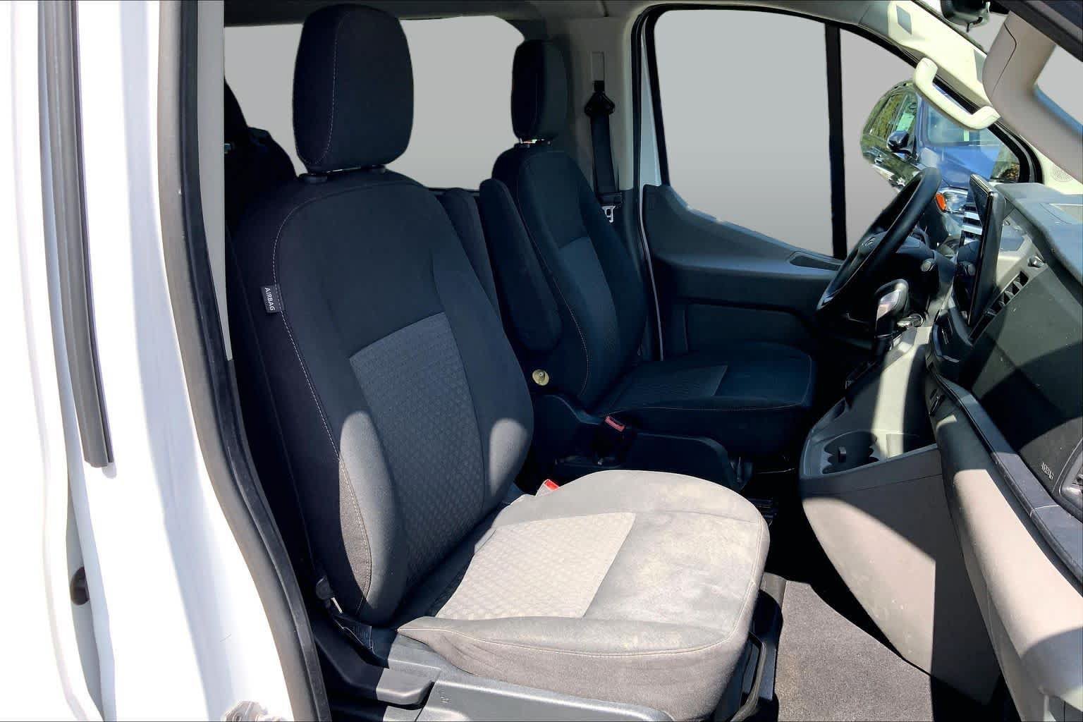 Used 2022 Ford Transit 350 XLT RWD image 8